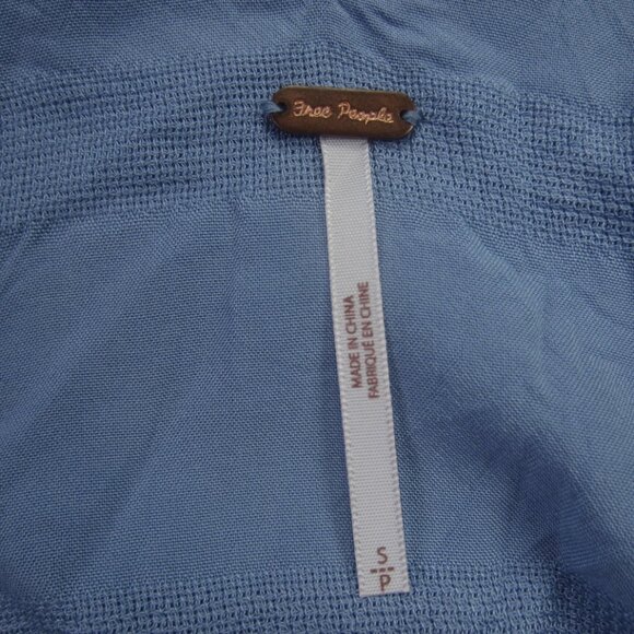 Free People Smocked Crop Tank Top Womens Small Blue Textured Boho Festival - Picture 3 of 9